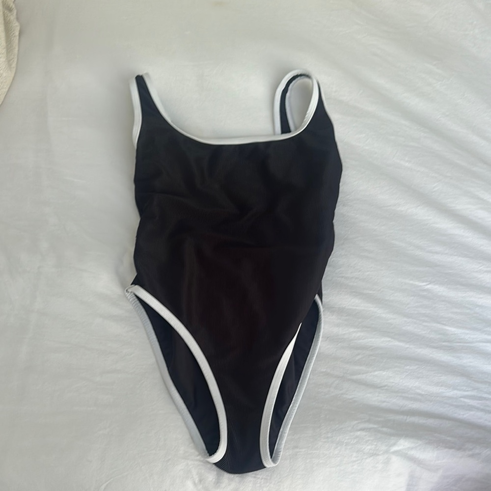Wowens One Piece Swimsuit medium